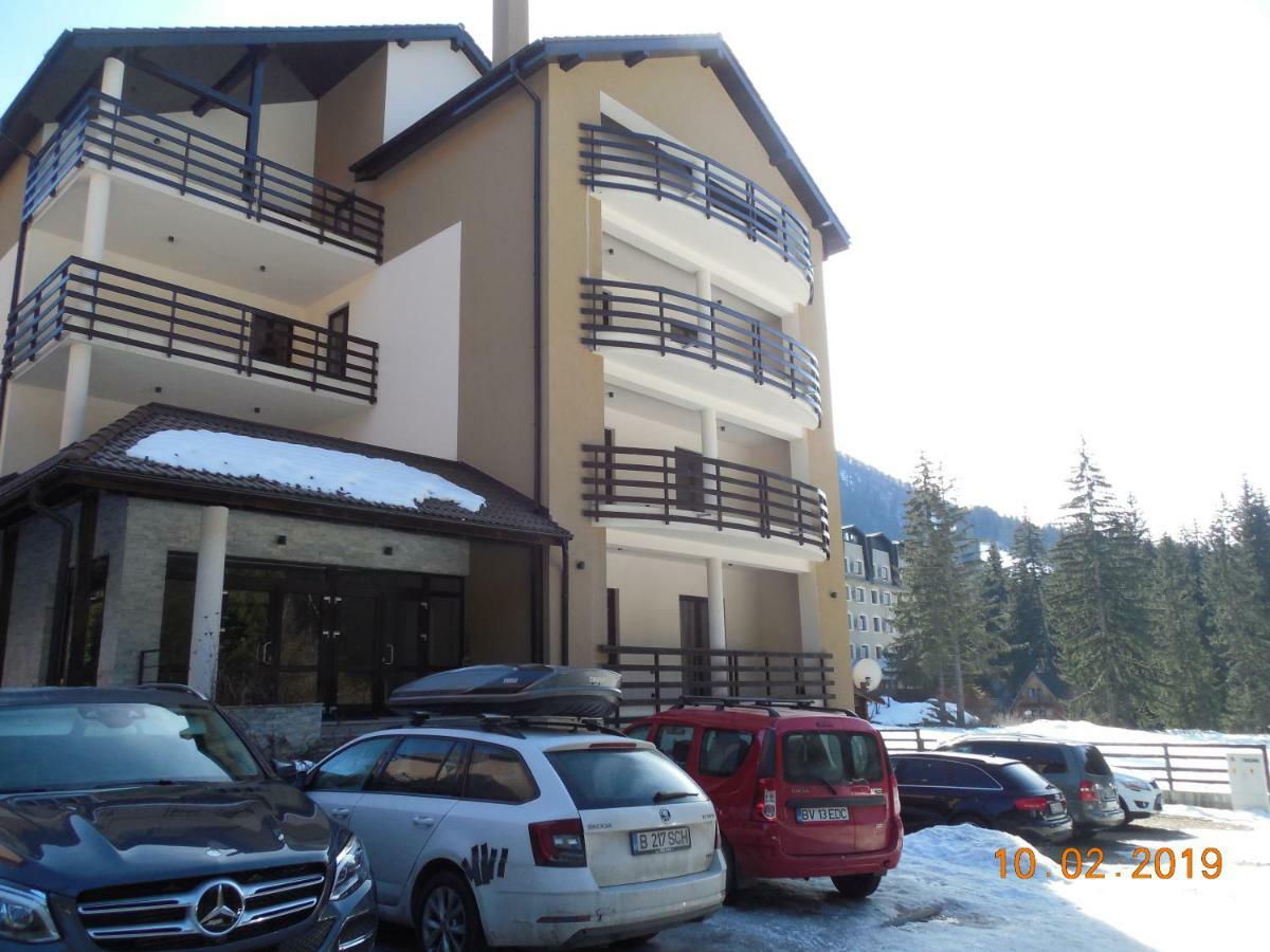 Ski & Bike Residence ポイアナ・ブラショフ エクステリア 写真